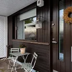 Photographers House Close To The Metro Espoo