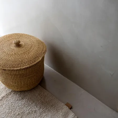 Photographers House Close To The Metro *