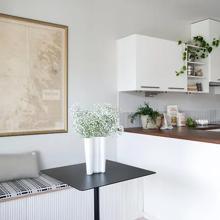 Photographers House Close To The Metro 아파트 *